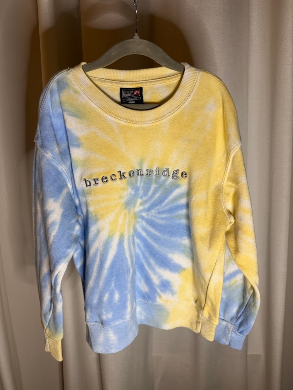 Breckenridge Tie-Dye Crewneck Sweater in Blue & Yellow